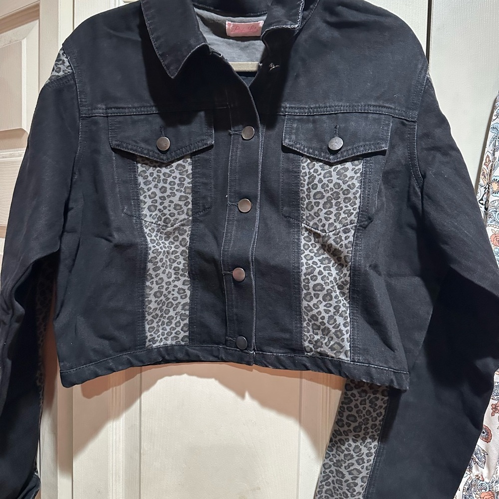Black and Gray Women's Jacket